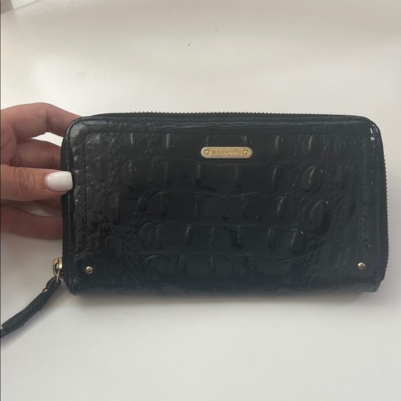 BRAHMIN croc embossed Melbourne wallet black - Picture 1 of 3